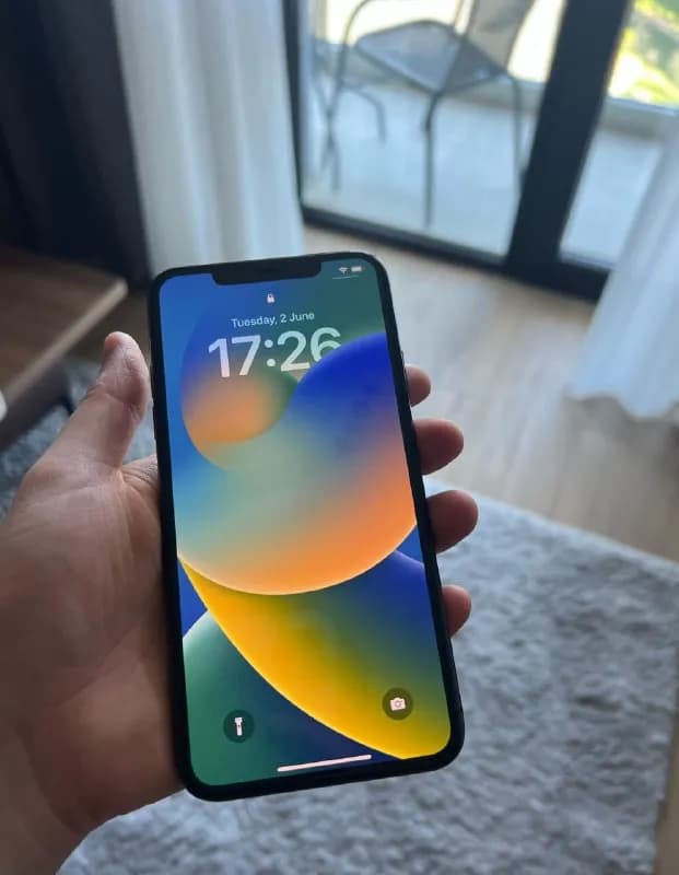 Iphone 11Pro max 64gb, состояние на 9/10, батарея 72%. Без ремонтов, без коробки Цена 460 л — Тбилиси — 460 ₾