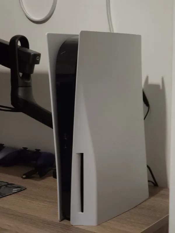 PlayStation 5 — Батуми — 1200 ₾