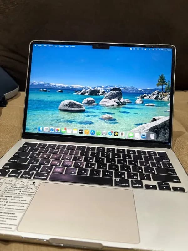 MacBook Air M2 13.6» (2022) — Батуми — 1900 ₾