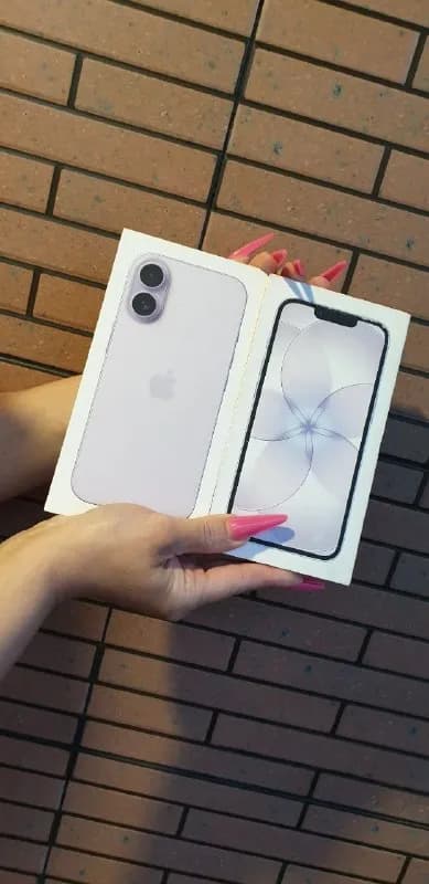 1)iPhone 17 e white на 256 Гб 1sim+esim всего за 1900 лари — Батуми — 1,900 ₾