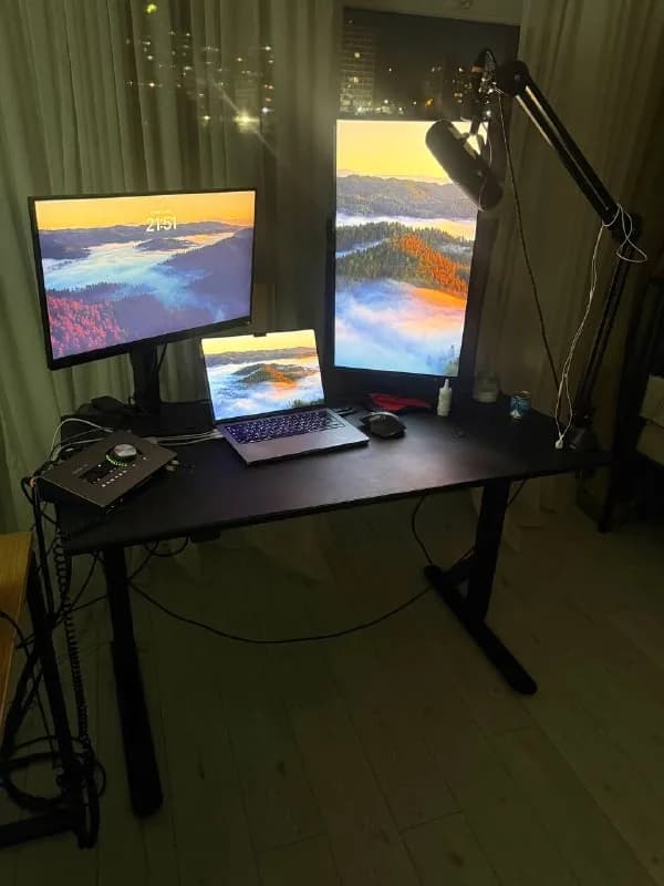 Стол jysk 120×60 см с подъемным механизмом — Тбилиси — 650 ₾