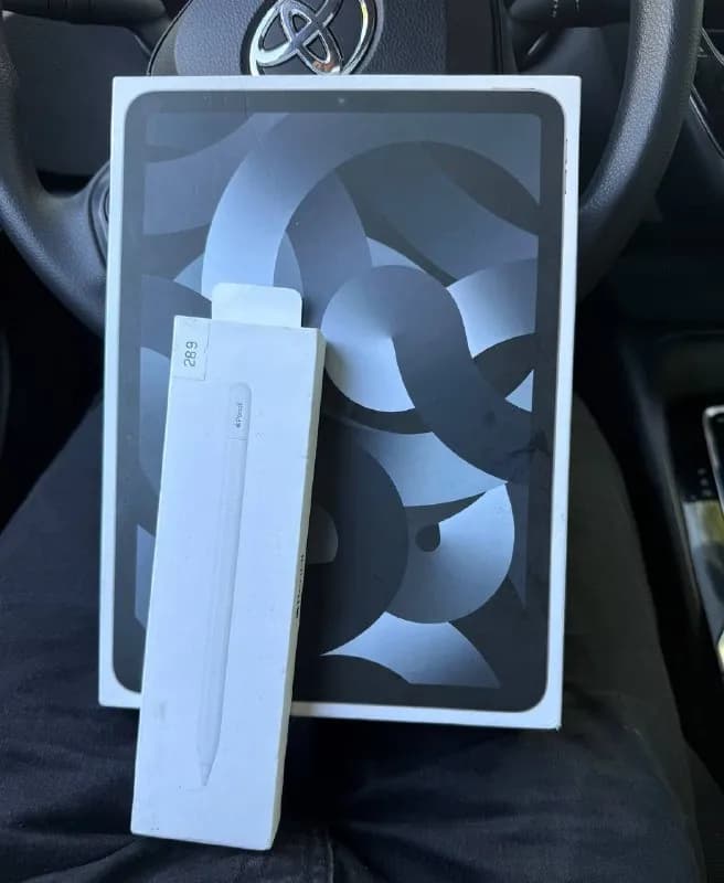 Apple iPad Air 11 дюймов, процессор M1, 64 ГБ, Wi-Fi,. — Тбилиси — 1 000 ₾
