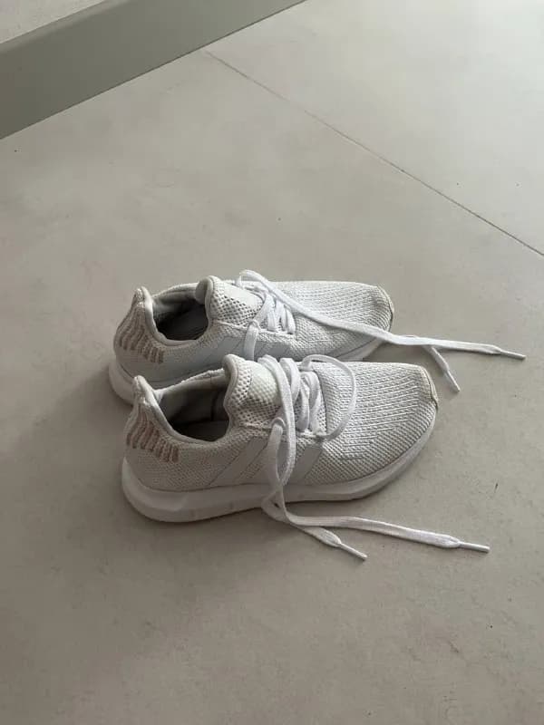 adidas — Тбилиси — 40 ₾