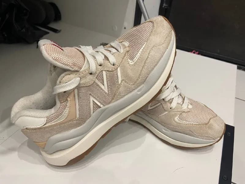 new balance по цене резиновых шлёпок из Бершки- 120 лари — Тбилиси — 120 ₾