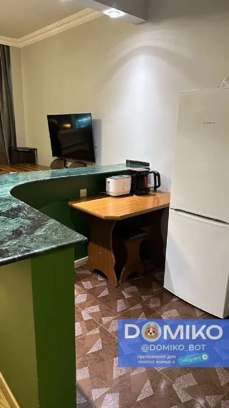 2+1, 8 этаж, 69 кв/м — Батуми — 450 $
