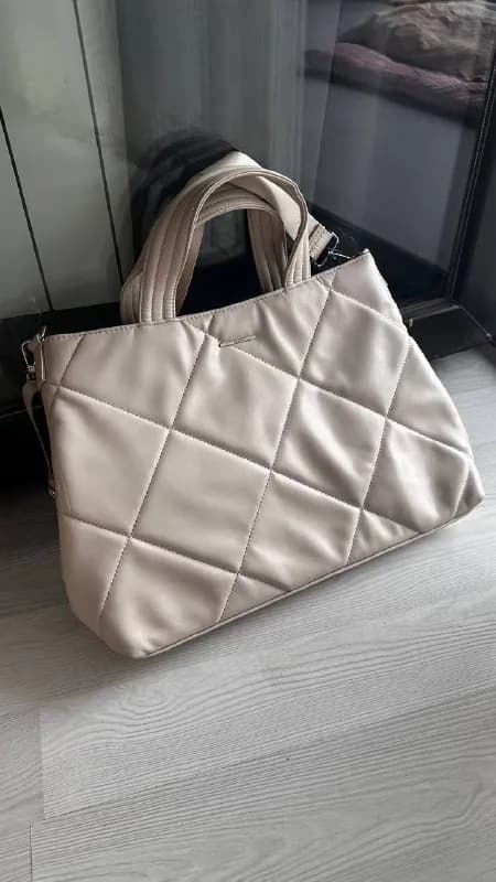 1.сумка bershka — Тбилиси — 20 ₾