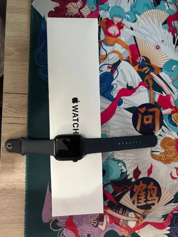Apple Watch se2 44 mm (часы 2022 года) батарея на 100%, в комплекте все то же, что и у нового, + доп — Тбилиси — 470 ₾