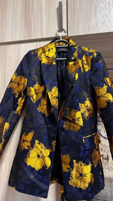 zara 10 лари (xs) — Батуми — 10 ₾