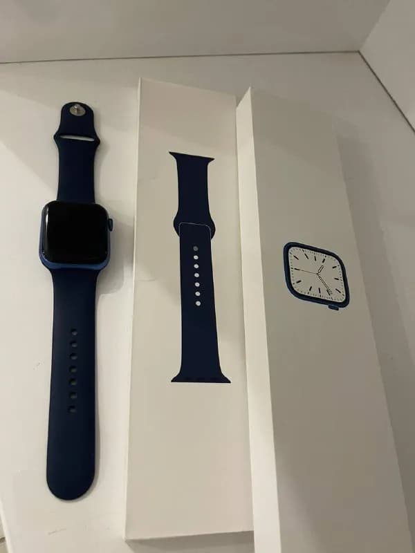Apple watch 7 series 45 mm, состояние идеальное как новое, цена 700 лари — Тбилиси — 700 ₾