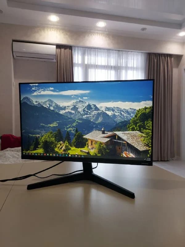 Samsung 24'' FHD (LF24T350FHIXCI). — Тбилиси — 350 ₾