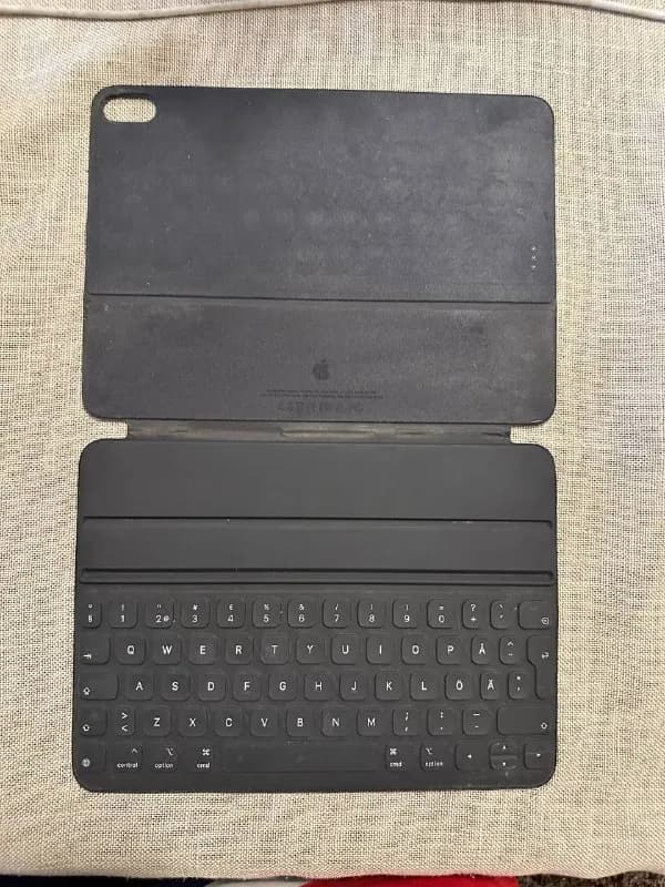 Apple Smart Keyboard Folio клавиатуру для iPad Pro 11» первого поколения (2018). — Тбилиси — 50 ₾