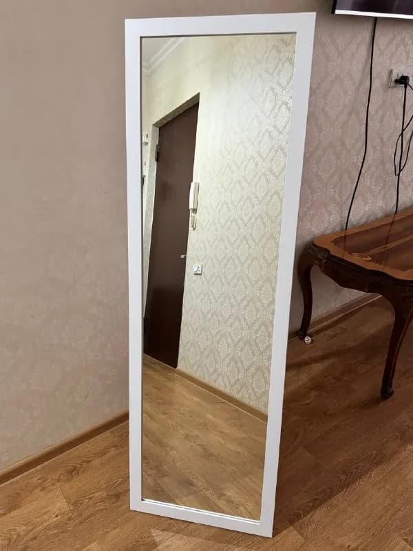 70 лари — Тбилиси — 70 ₾