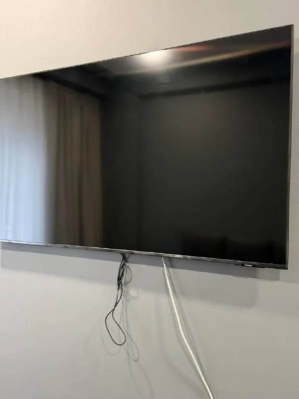 Samsung Crystal UHD Smart TV 55» (140 см). — Тбилиси — 700 ₾