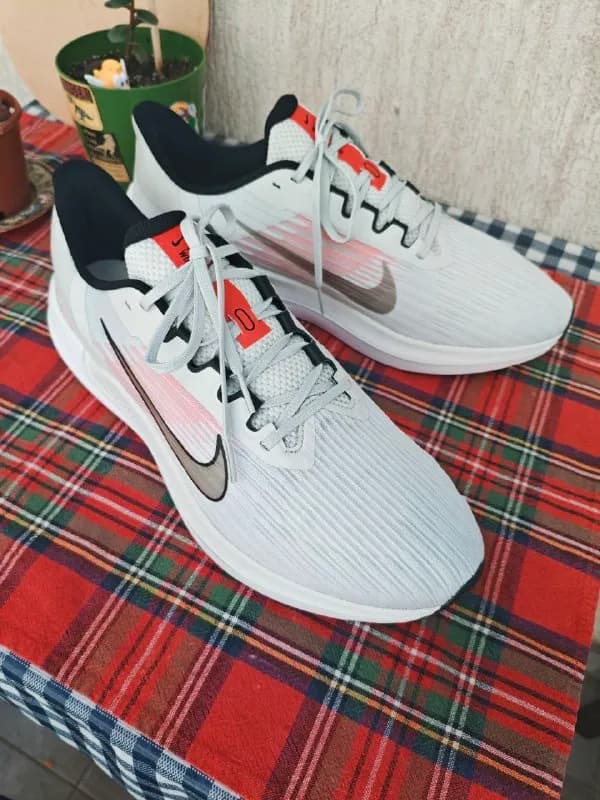 Nike Mens Air «Winflo 9» DD6203-009 White Low Top Lace-Up Running Shoes — Батуми — 200 ₾