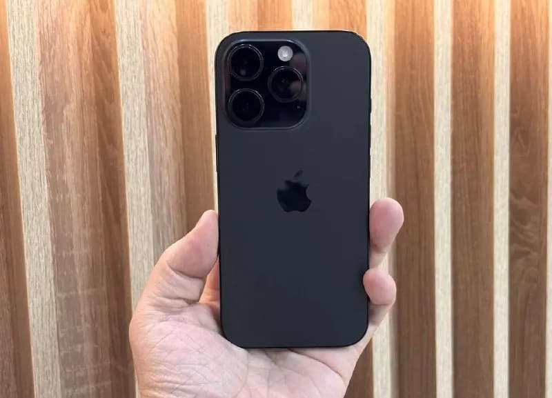 iPhone 16 Pro, 128 гб. состояние идеал, всегда в защитном стекле. Все работает как нужно. Не вскрыва — Батуми — 2 000 ₾