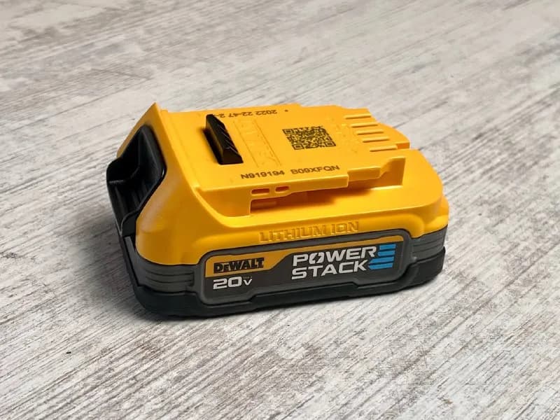 DeWALT DCBP034 PowerStack 1.7 Ah (20V MAX) — Тбилиси — 150 ₾