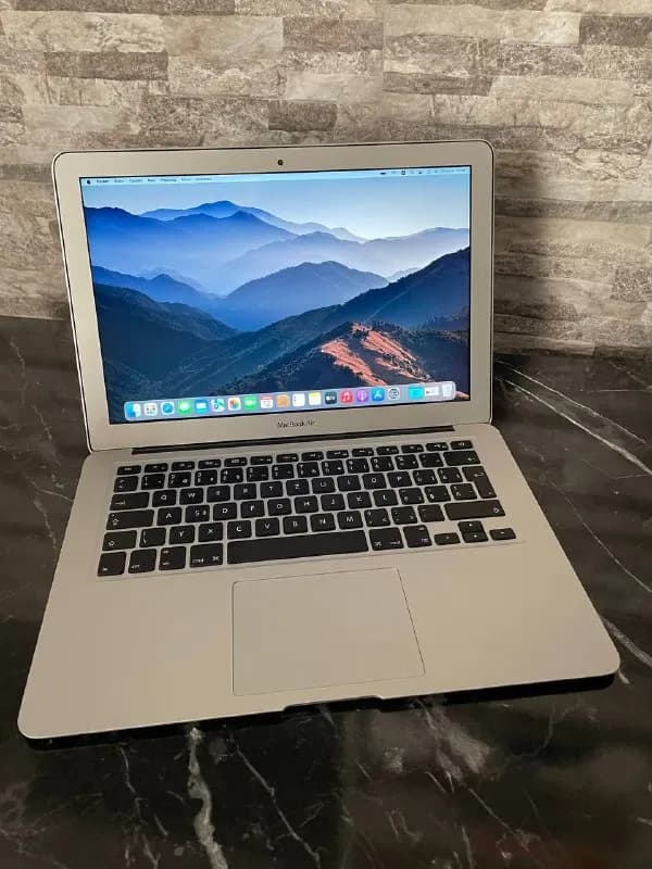 MacBook Air 13» (2015) — Батуми — 350 ₾
