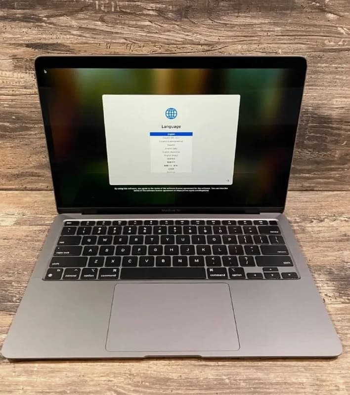 MacBook Air M1 2020 в отличном состоянии. — Батуми — 1,200 ₾
