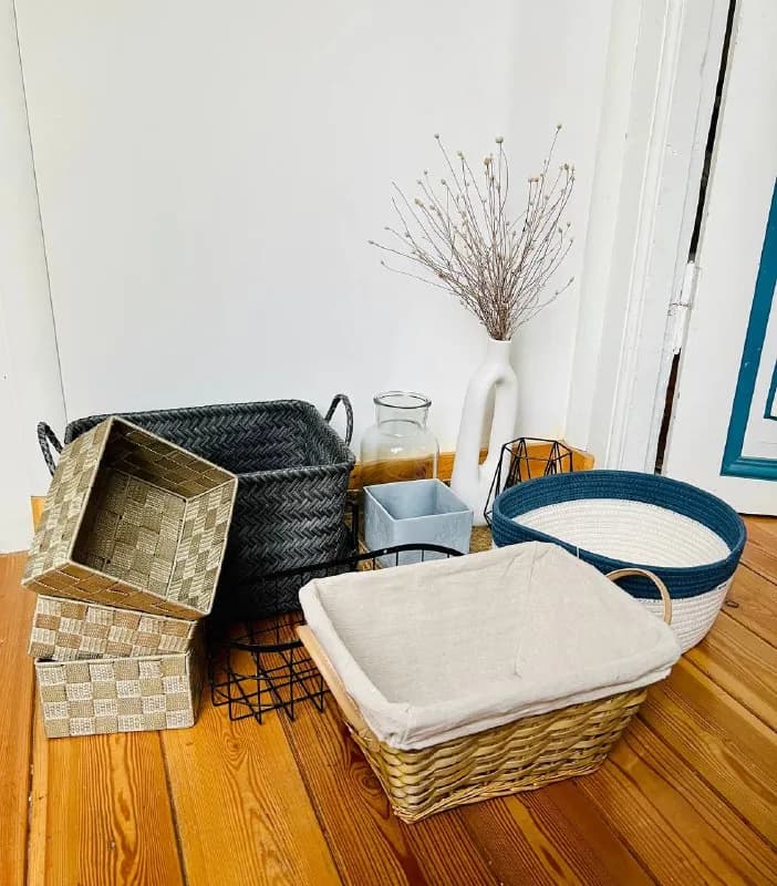 English Home, Manamo и Jysk. По стоимости: — Тбилиси — 25 ₾