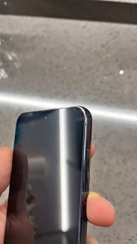 Samsung Galaxy S23 — Батуми — 750 ₾