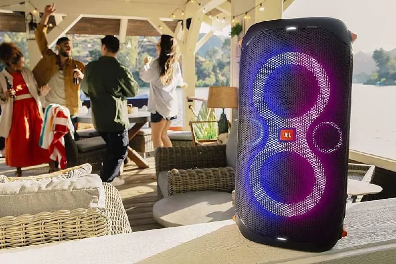 JBL Partybox 110. Состояние идеальное, куплена в мае, пользовались пару раз. Есть чек и коробка. Цен — Тбилиси — 850 ₾