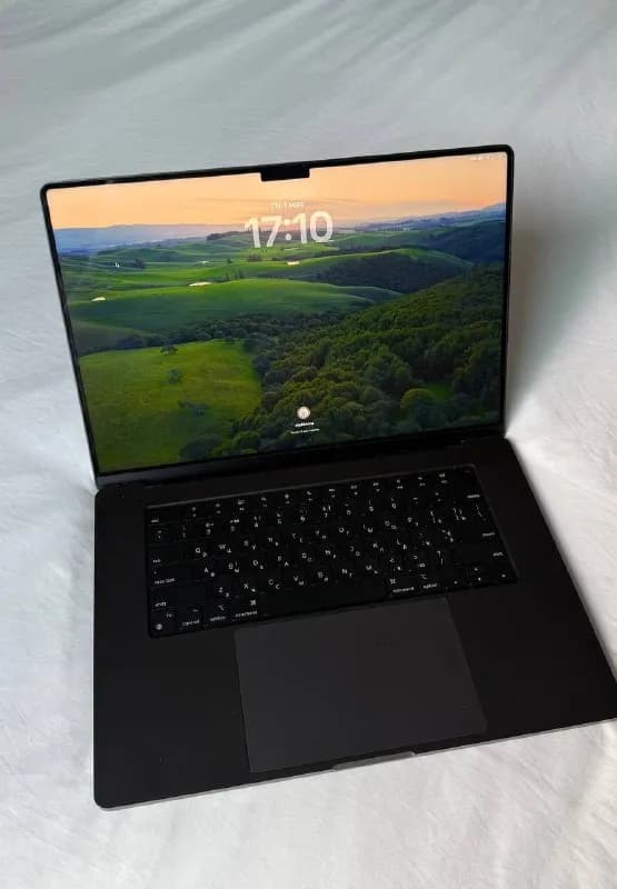 MacBook Pro 16» M4 Max / 48GB / 1TB (Space Black) — Тбилиси — 2 900 $
