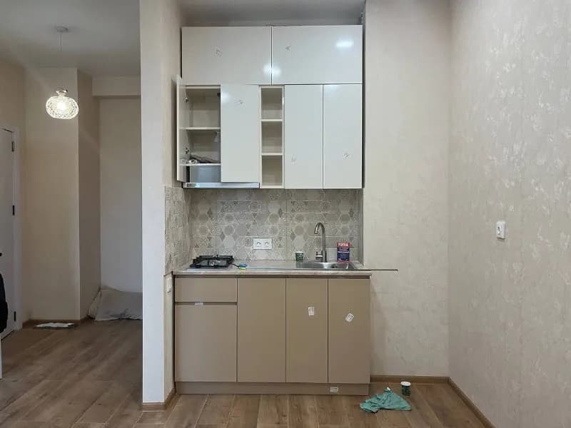 800 лари вместе с раковиной и смесителем, 850 вместе с плиткой. — Тбилиси — 800 ₾