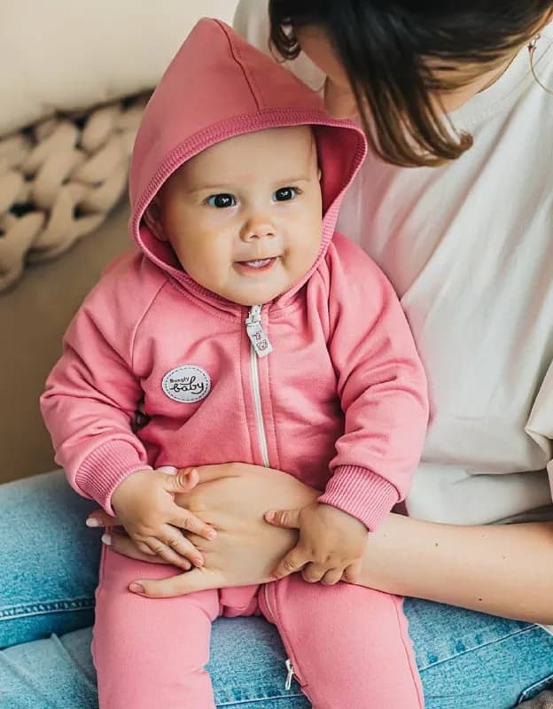 Bungly baby размеры 68 см, очень качественные костюмы, покупала каждый костюм за 2500₽, состояние 5/ — Тбилиси — 2 500 ₾