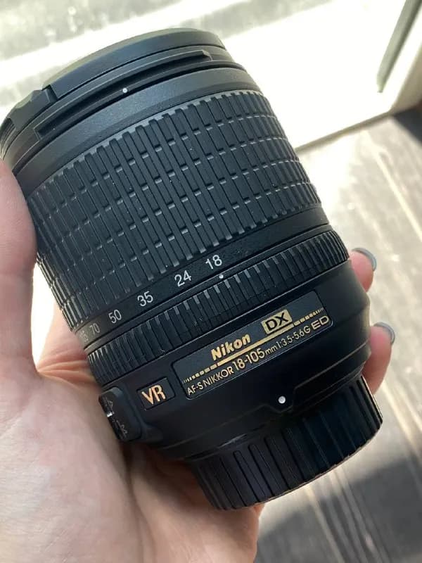 Nikon 18-105 mm f/3.5-5.6G ED VR — Тбилиси — 800 ₾