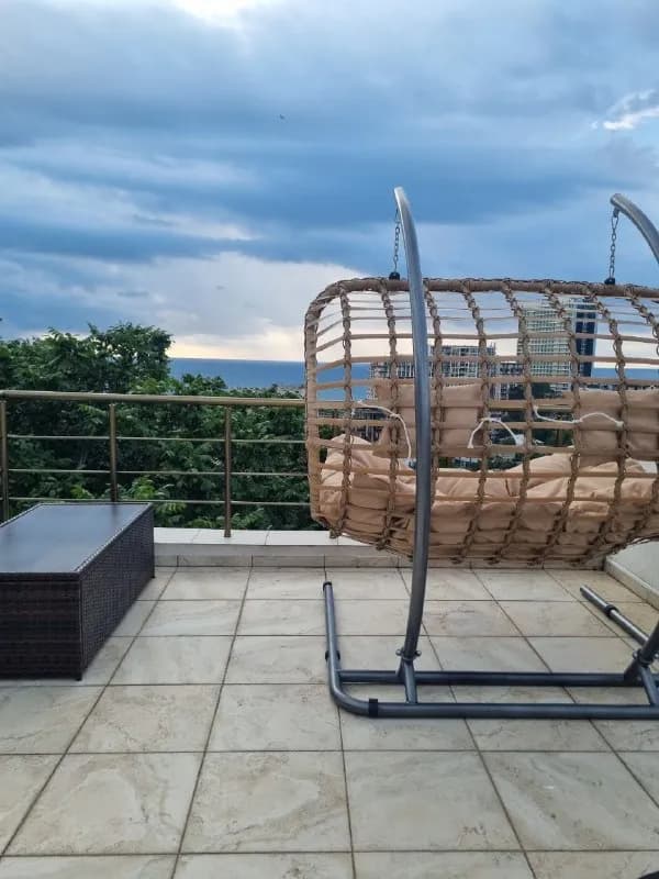 300 лари самовывоз. — Батуми — 300 ₾