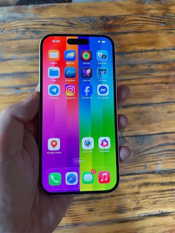iPhone 15 pink 128gb — Батуми — 750 ₾