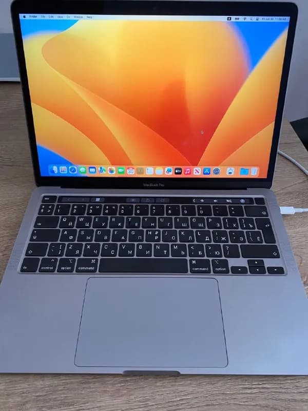 Apple MacBook Pro 13» 2020 — Тбилиси — 3 000 ₾