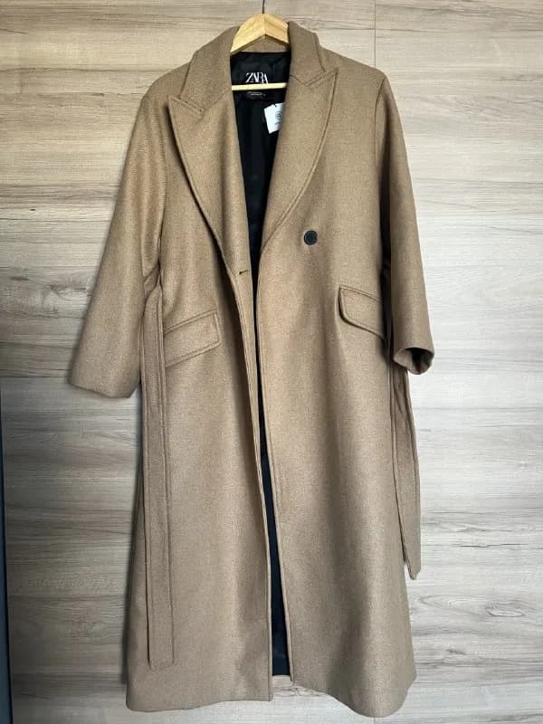 1.Пальто Zara. Абсолютно новое, ни разу не надетое. Размер XS. — Тбилиси — 290 ₾