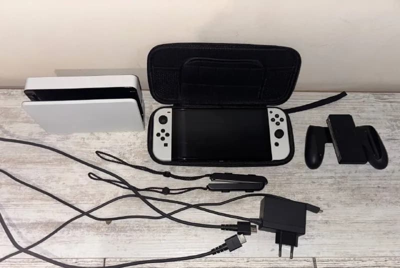 Nintendo Switch OLED — Батуми — 900 ₾