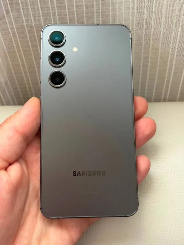 Samsung galaxy s25, 128 гб — Батуми — 1 100 ₾