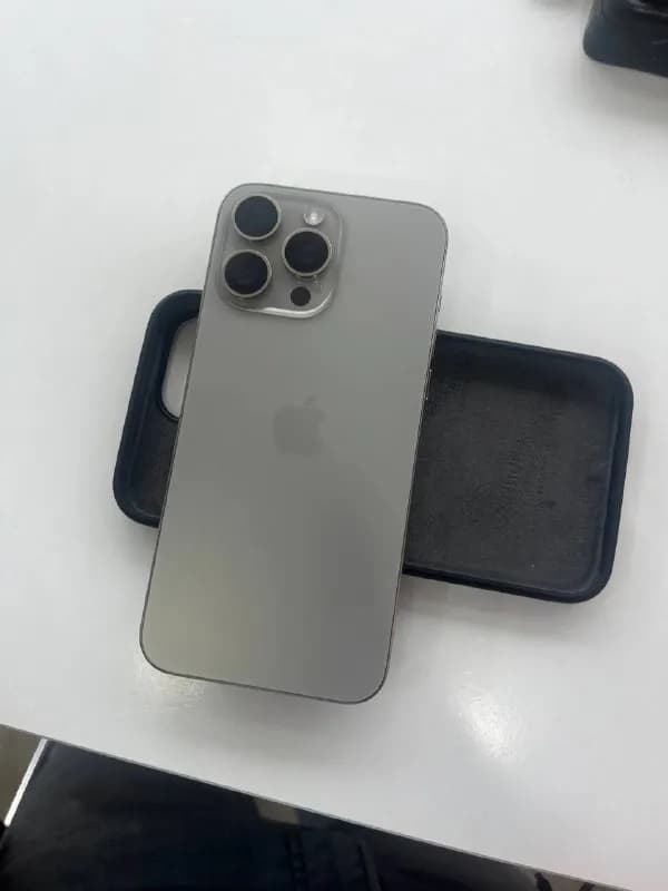 iPhone 15 Pro Max — Батуми — 1 600 ₾