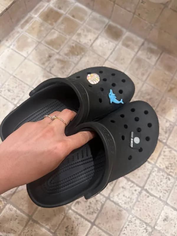 crocs/ крокс classic clog черные, размер w8 m6 (38-39) — Тбилиси — 130 ₾