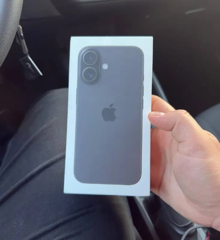 iPhone 16 черный 128 ГБ США eSIM (американская eSIM). Тот, кто купит, откроет коробку. Запечатано. Ц — Тбилиси — 1 950 ₾