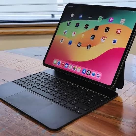 ipad pro 12.9 m²) — Тбилиси
