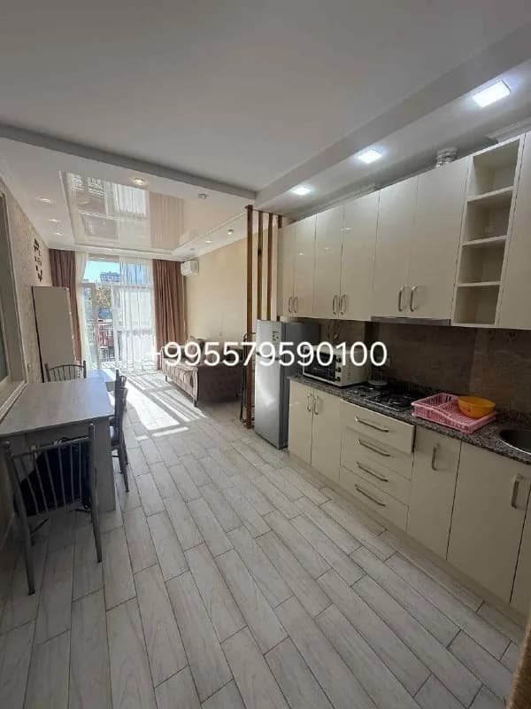 1+1 по улице Такаишвили, 58 — Батуми — 450 $