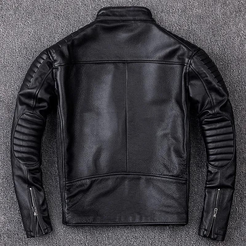 L, по факту скорее S. Мне оказалась мала. — Батуми — 40 ₾