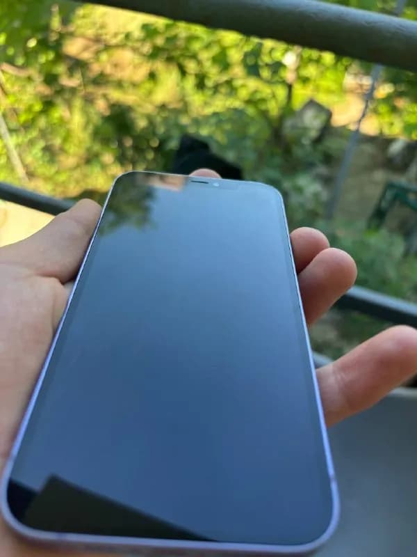 Iphone 12 — Батуми — 500 ₾