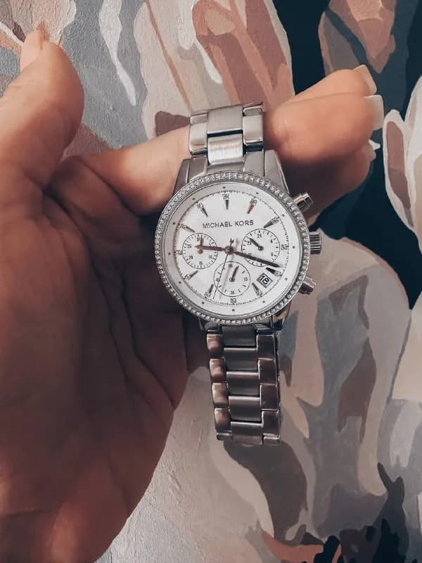 1. Часы Michael kors 350 лари — Тбилиси — 350 ₾