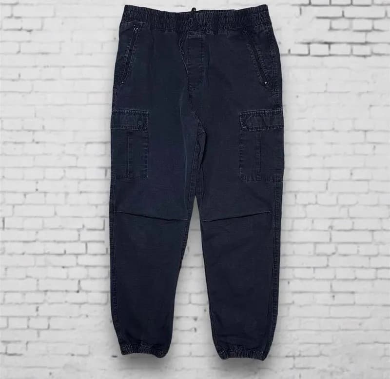 1 Carhartt штаны, М — 110 лари — Тбилиси — 110 ₾