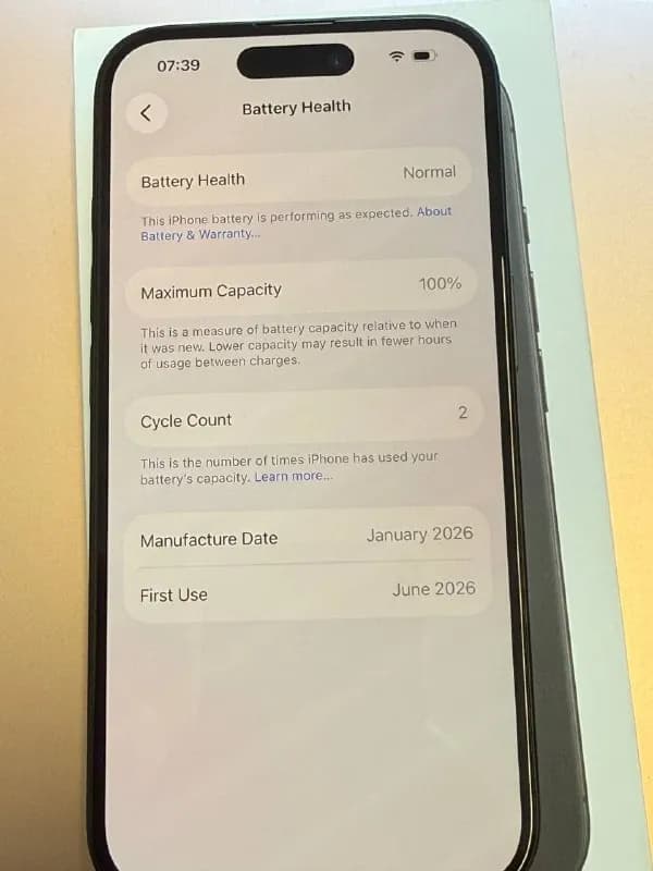 iphone 16. 128Gb. Привезён с штатов. Никто не пользовался. Заряжался 2 раза. E-sim версия. — Тбилиси — 1,750 ₾