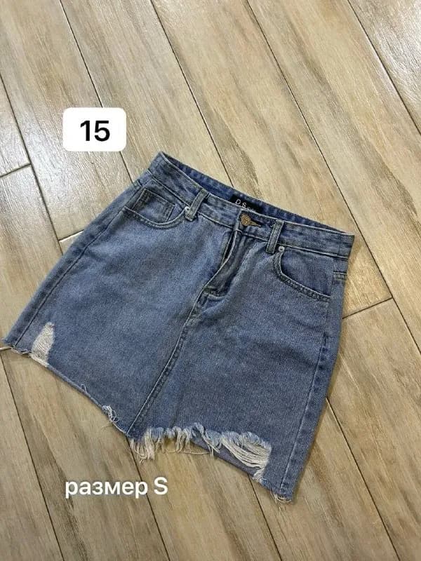 1. Юбка джинсовая S, 15 лари — Батуми — 15 ₾