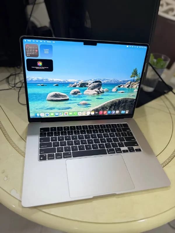 macbook air 15» (m2 8gb/256gb) — Батуми — 1700 ₾