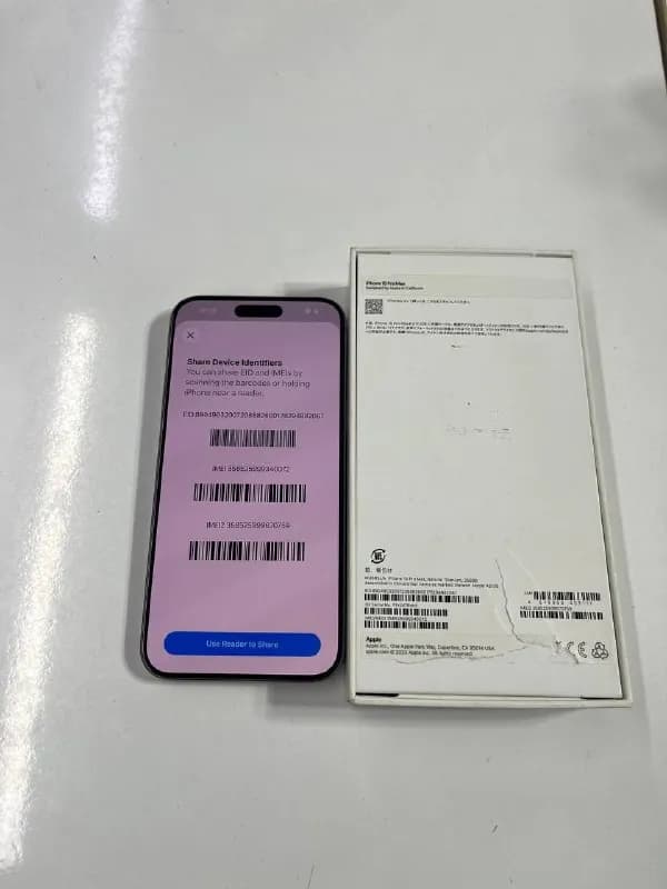 iPhone 15 Pro Max с коробкой. В идеальном состоянии, не вскрывался. Цена: 2400 лари. — Батуми — 2,400 ₾