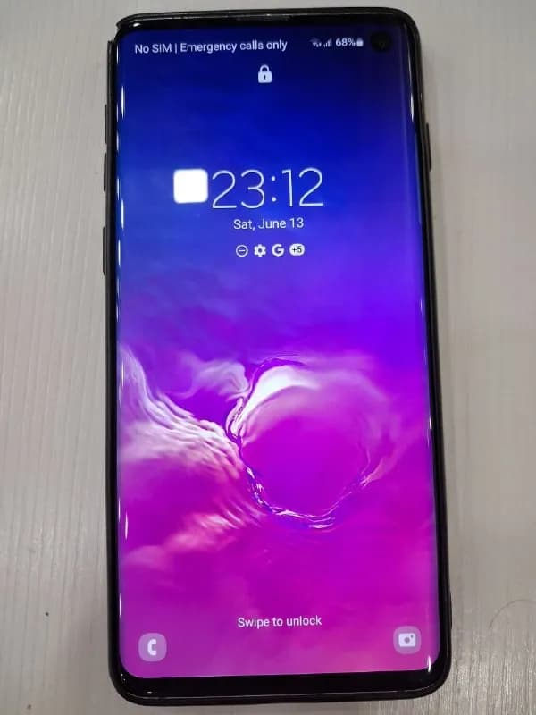 Samsung Galaxy S10 — 375 лари — Батуми — 375 ₾