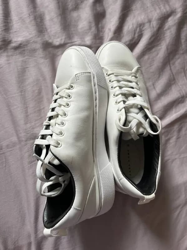 1. Кеды Zara, размер 39, натуральная кожа внутри и снаружи, — Тбилиси — 60 ₾